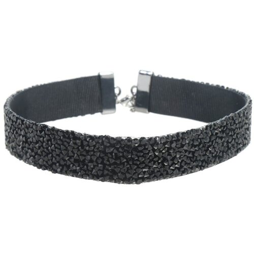 Choker-Ultimate-Glam-zwart-zwarte-brede-chokers-ketting-zwarte-stenen-met-slotje-musthave-kettingen-vrouwen