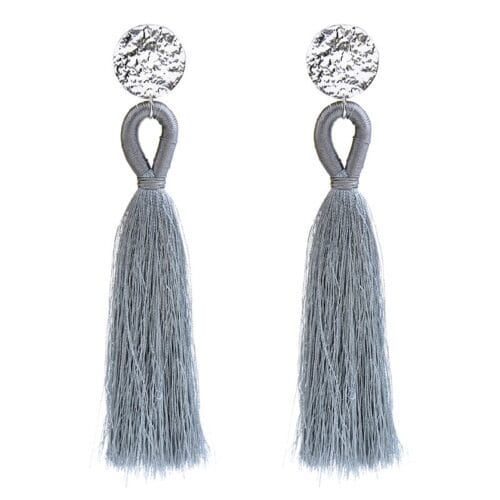 Oorbellen-Happy-Tassle-grijs-grijze-lange-oorbellen-oorhangers-goud-garen-beslag-kleurrijke-statement-musthave-sieraden-