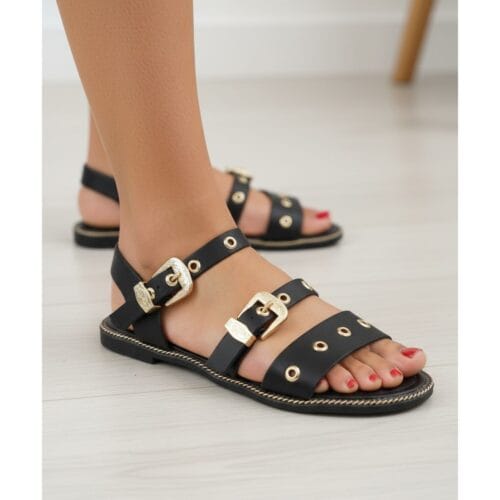 Zwarte Sandalen Gold Buckle-zwart-platte-teensandalen-open-teen-slippers-gouden-gesp-en-studs-fashion-schoenen- model