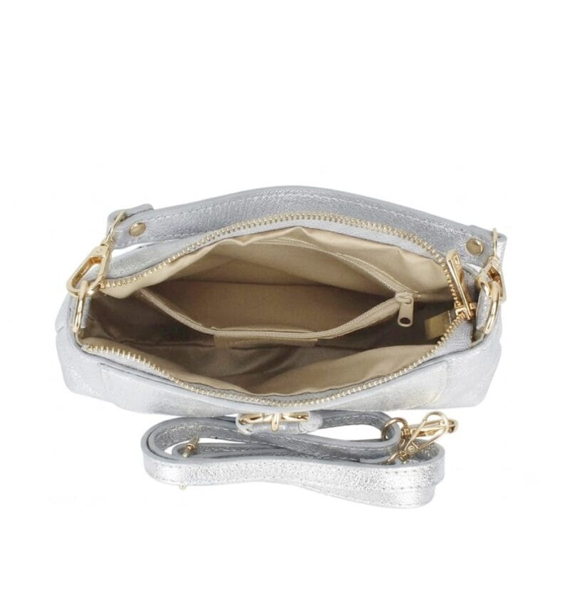 Leren Handtas Rada metallic zilver zilveren leren handtas gouden circel detail met langhengsel pouchette dames tassen leder leer kopen bestellen open
