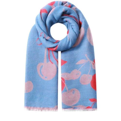 Blauwe Sjaal Red Cherry twee kleurige sjaal met kersen en tekst print wintersjaals yehwang kopen bestellen