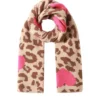 Camel Leopard Sjaal Roze Hartjes camel dierenprint hartjes print wintersjaals dames yehwang kopen bestellen