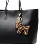 Leren Bag Charm Doggy Laika bengaal bengal dierenvacht koevacht trendy leer hond tassenhanger tas sleutel hanger goud kopen bestellen model