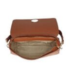 Leren Schoudertas Melissa cognac stevige leren dames tas gouden siergesp sluiting italiaans leder kopen bestellen binnenkant