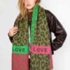 Multikleurige Wintersjaal Leopardprint Love groen legergroen fuchsia sjaals leopard print tweekleurig wintersjaals kopen bestellen yehwang model