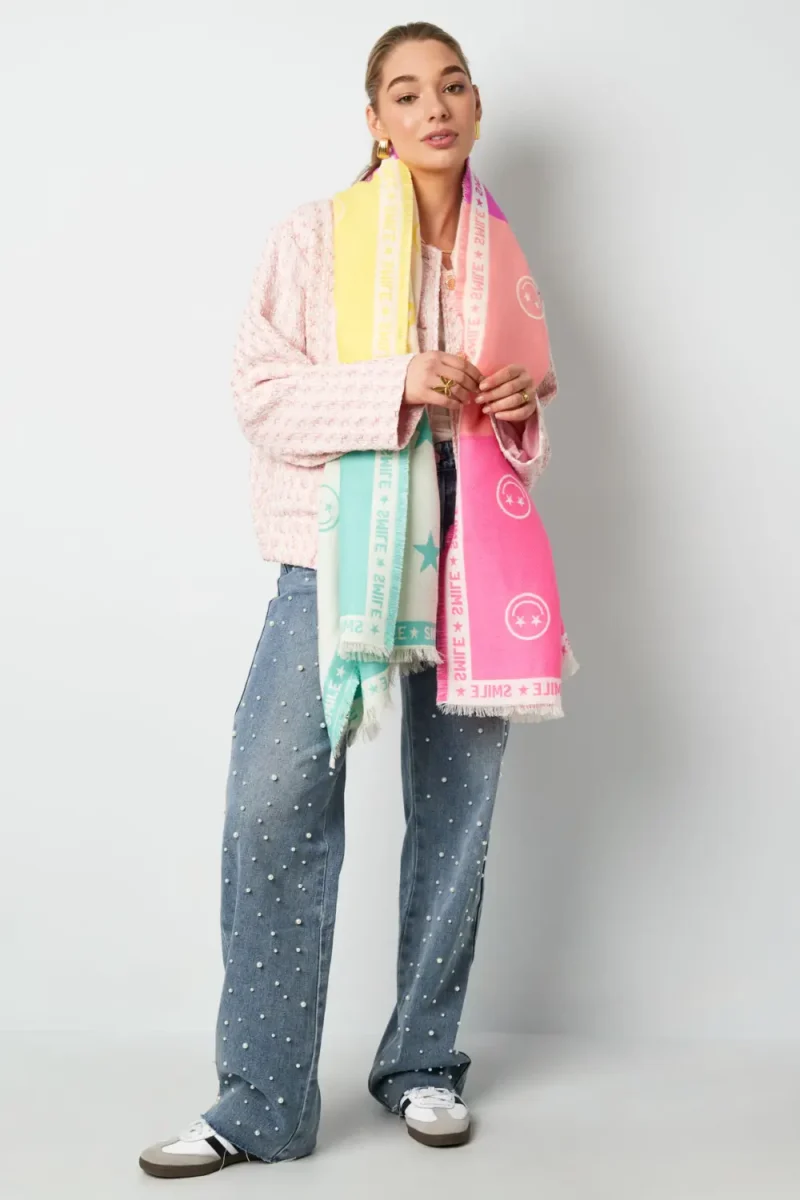 Sjaals Smilyes en Stars blauw fuchsia geel kleurrijke print dames sjaals yehwang kopen bestellen model