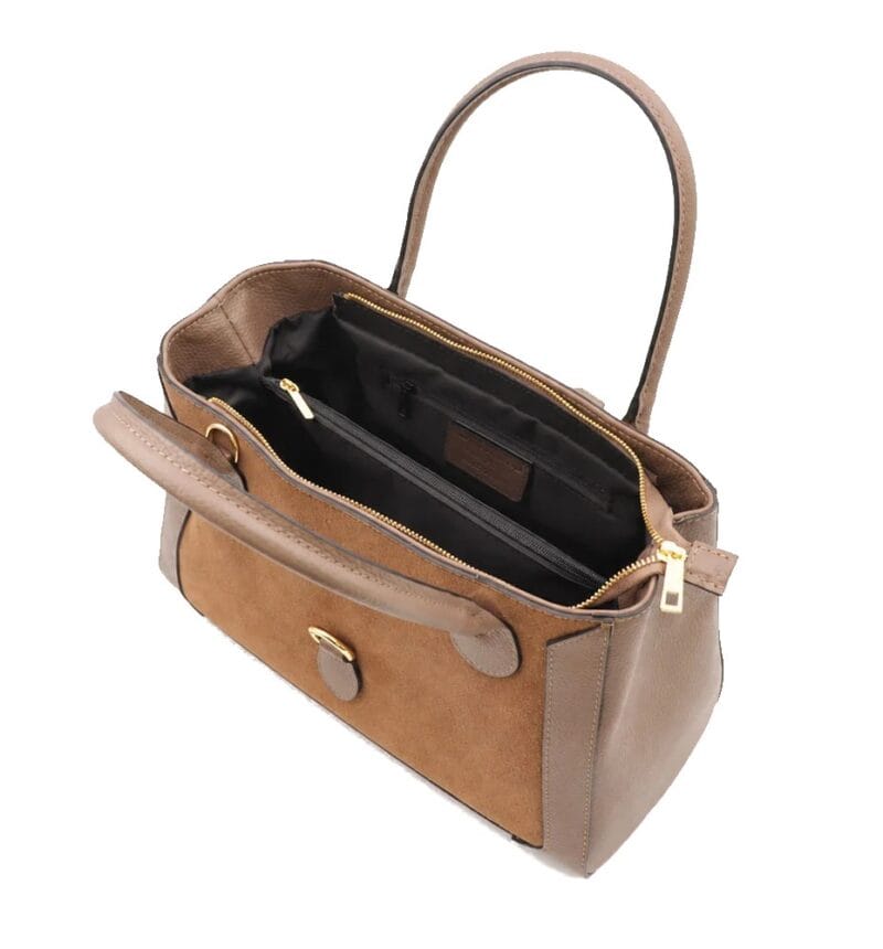 Leren Suede Handtas Manola cognac ruime suede tas met leren details zilver beslag uniek slot chique damestassen kopen open
