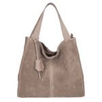 Suede Schoudertas Enjy taupe suede schoudertas leren hengsel chique luxe suede leer tassen dames kopen bestellen italiaans
