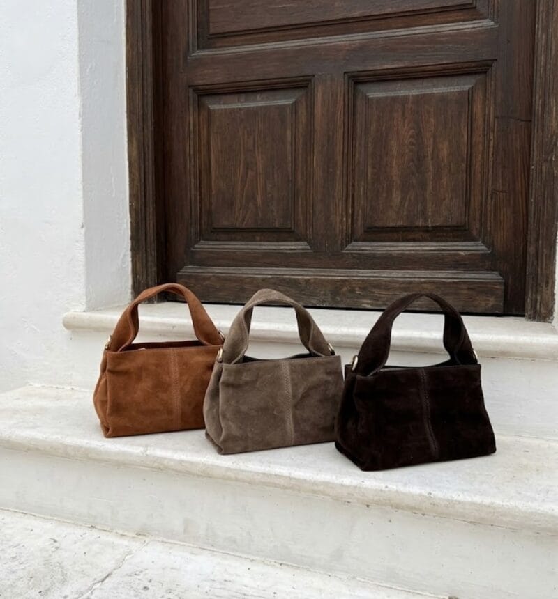 Suede Schoudertas Laila dames schoudertassen leer suede trendy kopen bestellen model