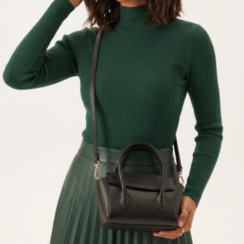 Zwarte Leren Handtas Betsy zwart kleine handtassen flap sluiting extra hengsel stevig leer kopen bestellen model