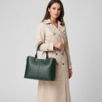 Leren Handtas Clementine donkergroen donkergroene ruime generfd leer donker zilver beslag chique trendy ruime tassen kopen bestellen model