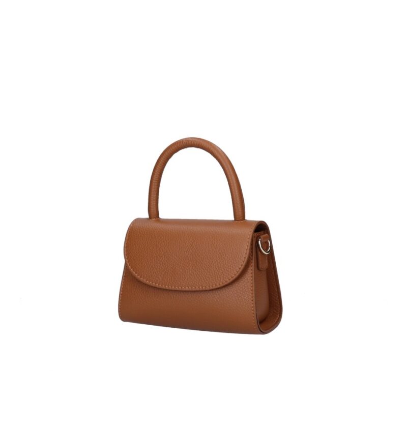Leren Handtas Mara donkercognac cognac kleine leren handtas met flap extra lang hengsel italiaans leren dames tassen kopen bestellen zij