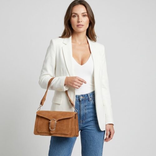 Leren Schoudertas Monique cognac stevige leer schoudertas brede hengsels goud gesp chique dames tassen kopen bestellen model