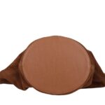 Suede Schoudertas Hallie cognac ruime suede leer handtas leren hengsel extra etui chique damestassen italiaans kopen onderkant